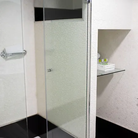 La Boutique Puerta Osario Ξενοδοχείο 3*