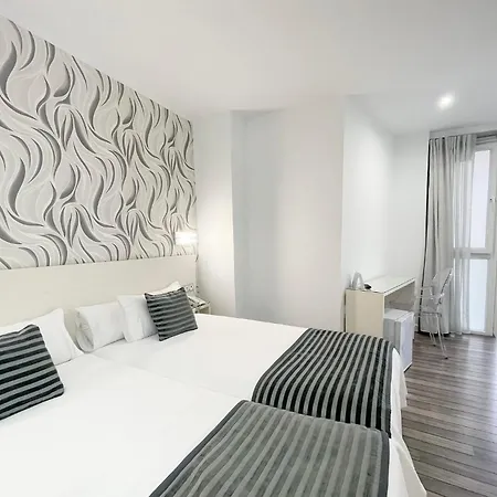 La Boutique Puerta Osario 3* קורדובה