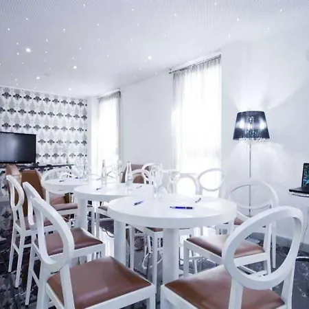 Ξενοδοχείο La Boutique Puerta Osario 3*