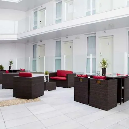 La Boutique Puerta Osario Ξενοδοχείο 3*