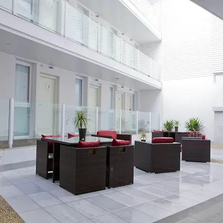 La Boutique Puerta Osario מלון 3*