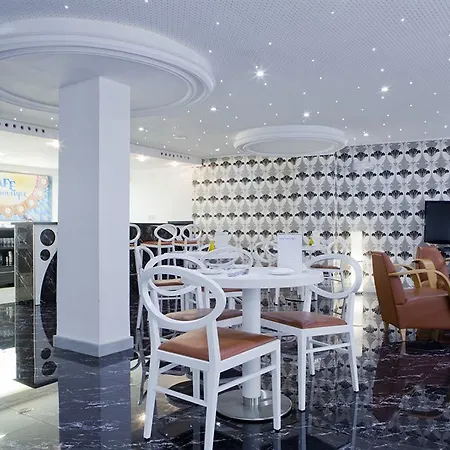 La Boutique Puerta Osario Ξενοδοχείο